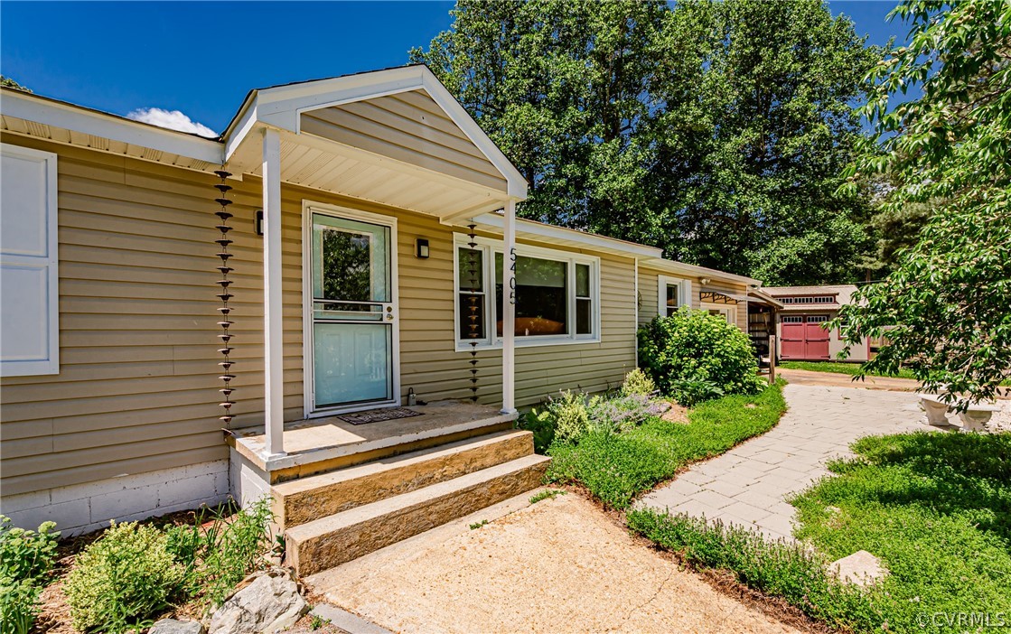 5405 Birch Road Quinton, VA 23141 - Photo 1 of 50 Gallery Image 1