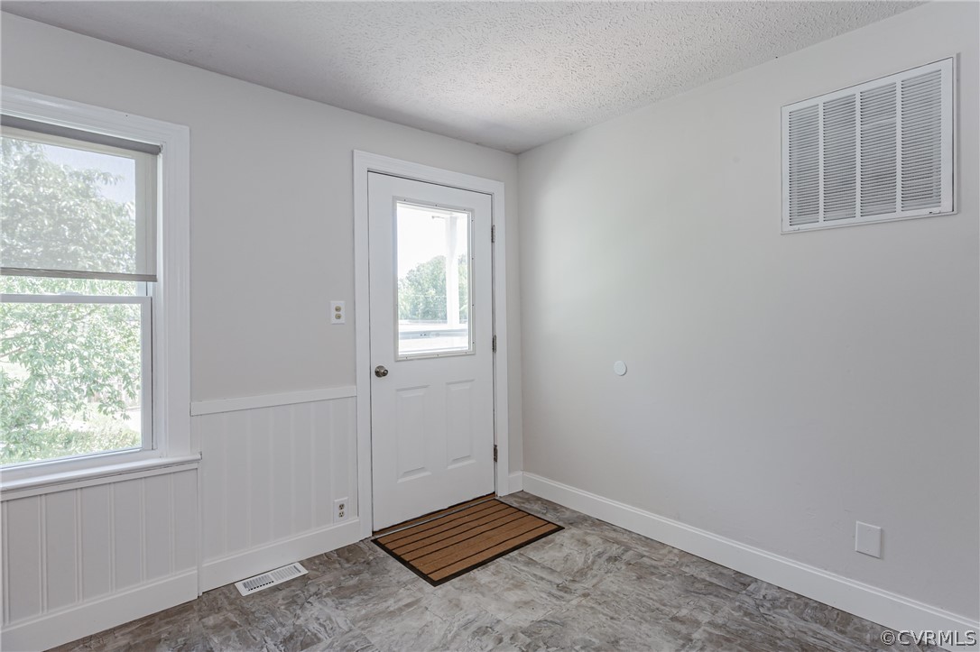 5405 Birch Road Quinton, VA 23141 - Photo 2 of 50 Gallery Image 2