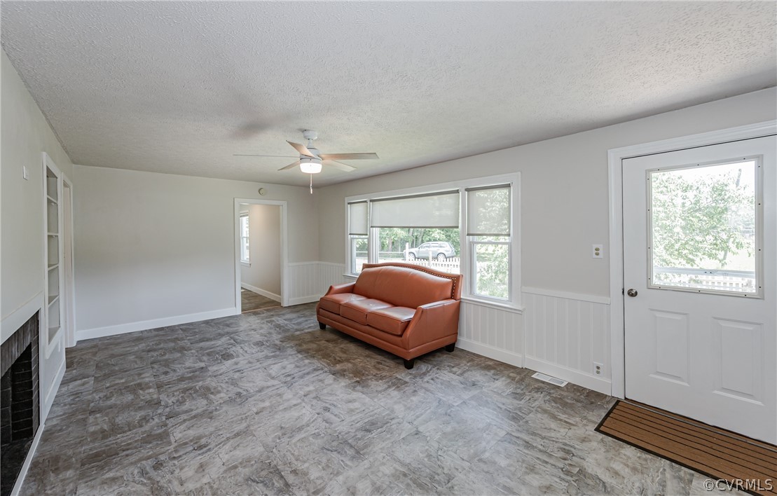 5405 Birch Road Quinton, VA 23141 - Photo 3 of 50 Gallery Image 3