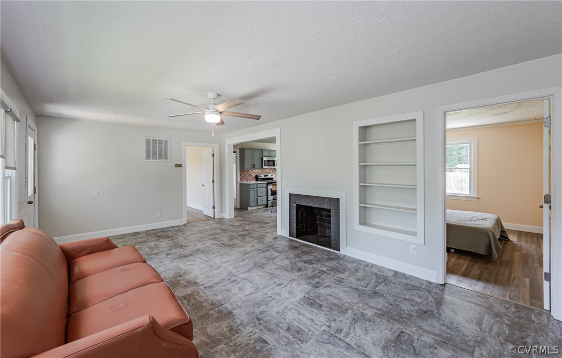 5405 Birch Road Quinton, VA 23141 - Photo 5 of 50 Gallery Image 5