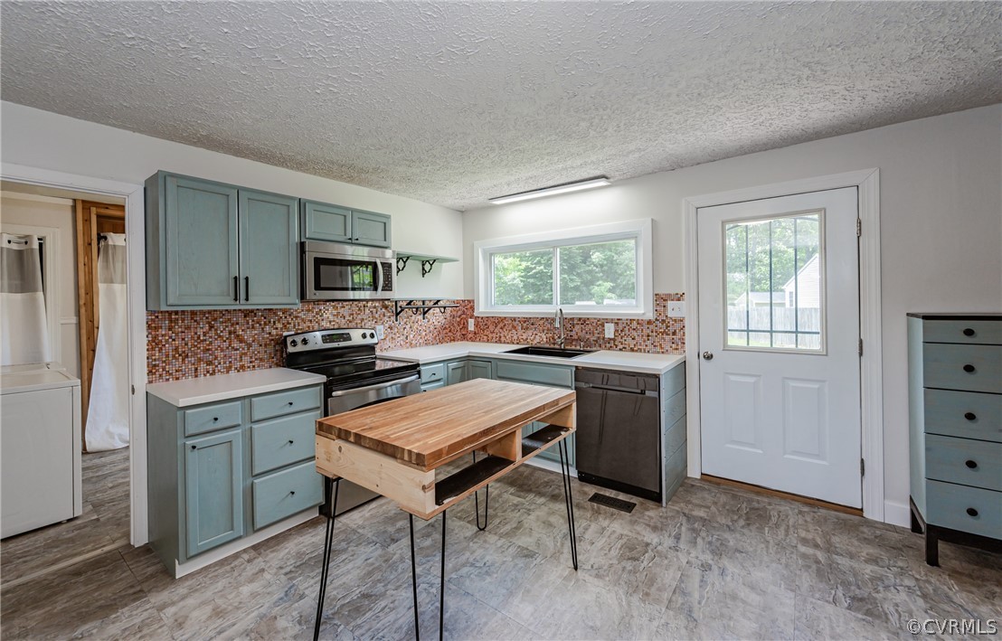 5405 Birch Road Quinton, VA 23141 - Photo 8 of 50 Gallery Image 8