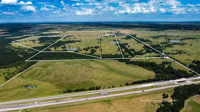 $2,700,000 | 10732 West State Highway, Barry, TX 75102
