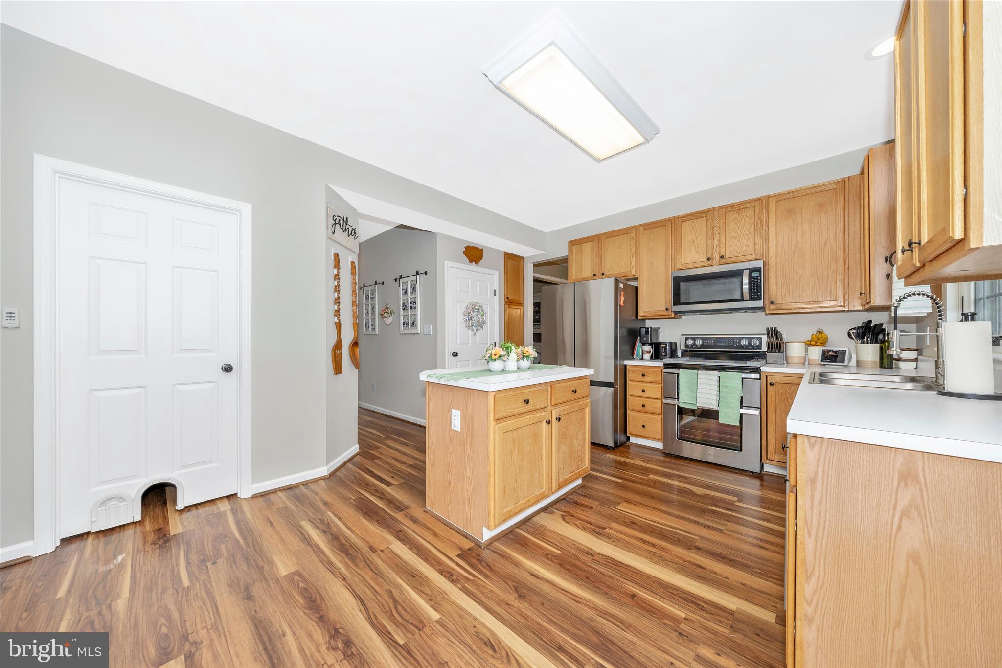 2033 Burnside Drive Frederick, MD 21702 - Photo 11 of 62 Kitchen