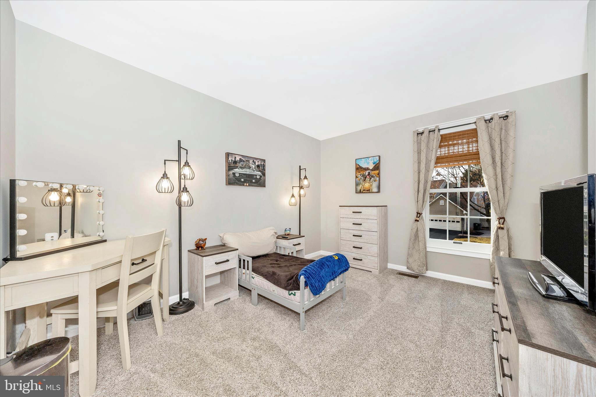 2033 Burnside Drive Frederick, MD 21702 - Photo 30 of 62 Bedroom 3