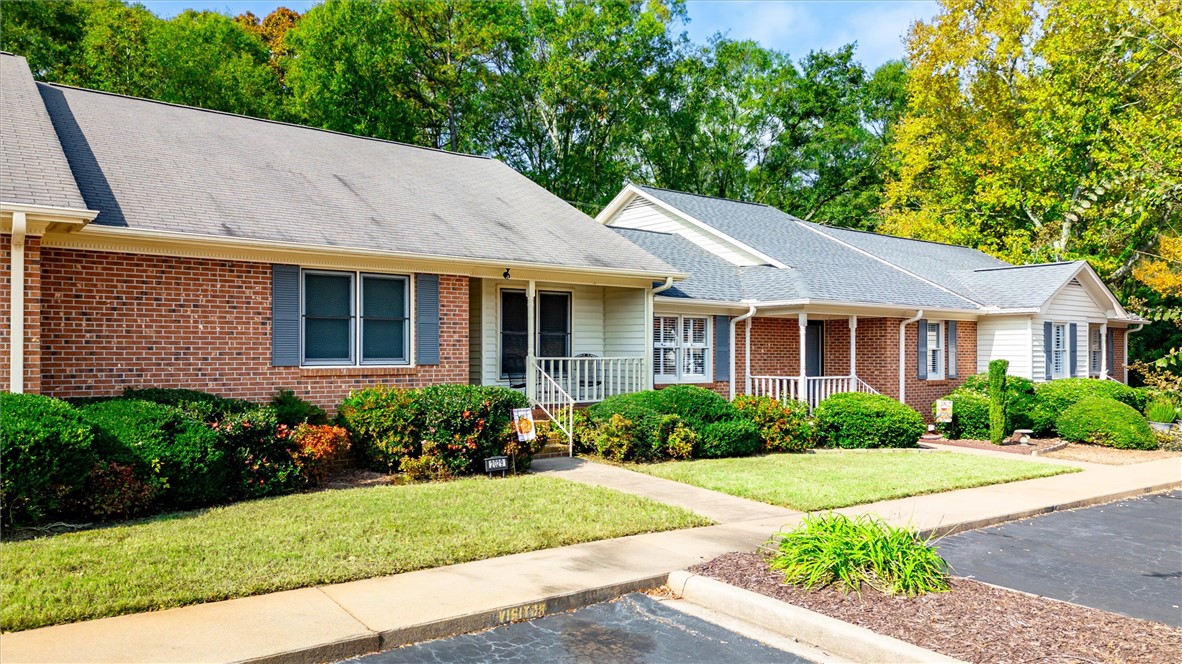 2029 Cardinal Park Drive Anderson, SC 29621 - Photo 3 of 23