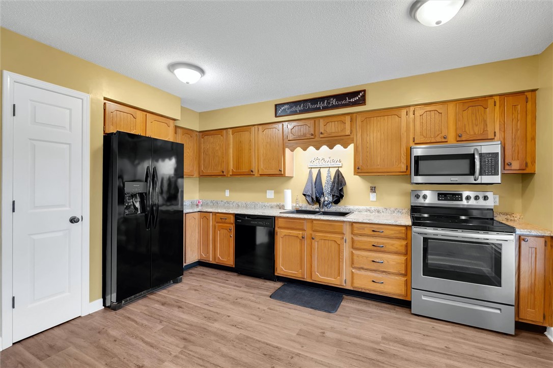 2029 Cardinal Park Drive Anderson, SC 29621 - Photo 4 of 23