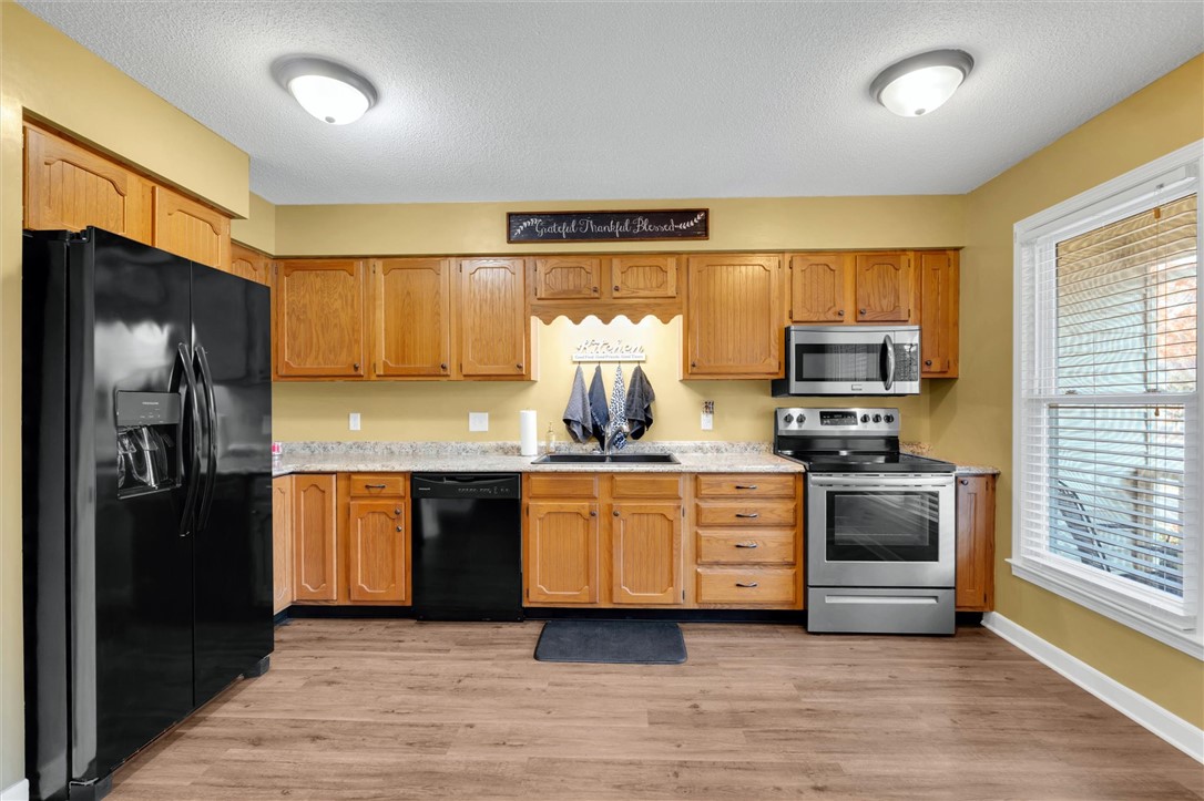 2029 Cardinal Park Drive Anderson, SC 29621 - Photo 5 of 23