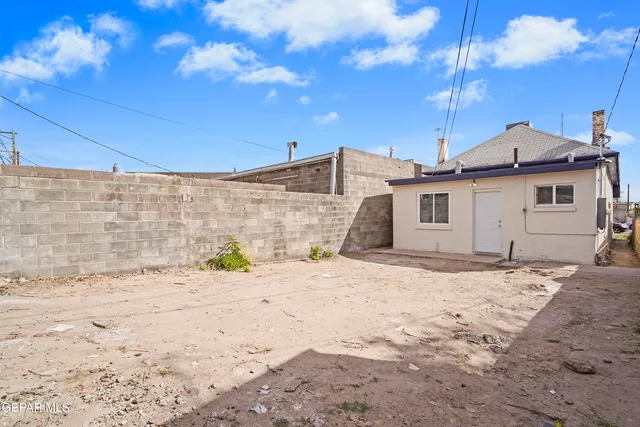 a view of a house with a snow