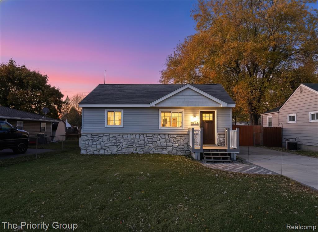 5235 Drayton Road Clarkston, MI 48346 - Photo 1 of 48 Gallery Image 1