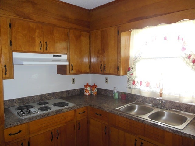 Reynolds Subdivision Road Frankford, WV 24938 - Photo 14 of 50 kitchen