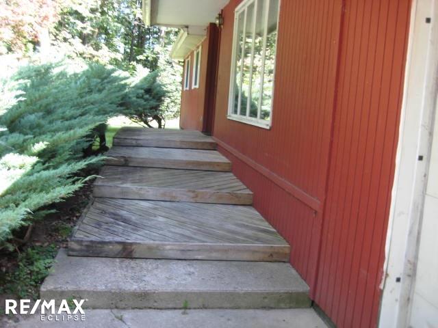 6616 Newark Road Imlay City, MI 48444 - Photo 4 of 14 31331129-3.JPG
