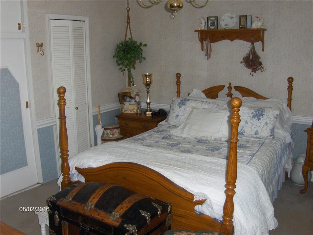 14 State Line Road Burgettstown, PA 15021 - Photo 9 of 18 1st floor bedroom.
