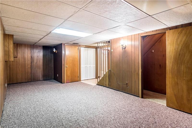 323 West Bruceton Road Pittsburgh, PA 15236 - Photo 12 of 20 Gallery Image 12