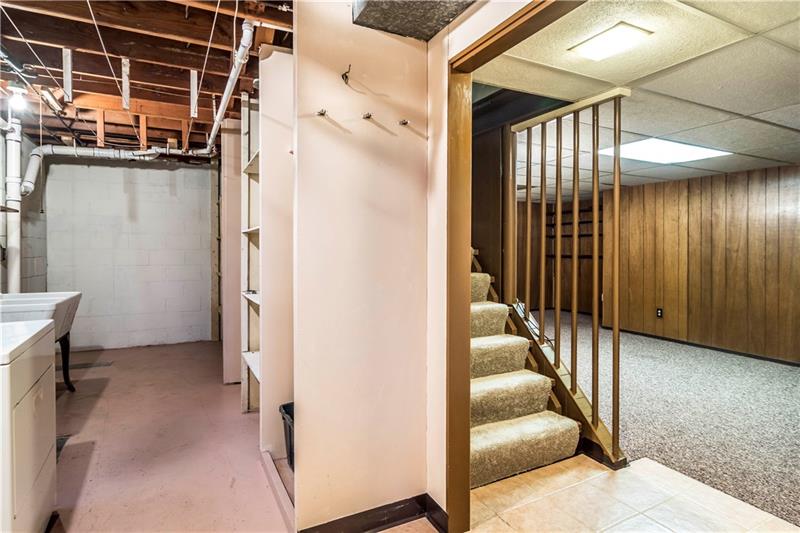 323 West Bruceton Road Pittsburgh, PA 15236 - Photo 13 of 20 Gallery Image 13