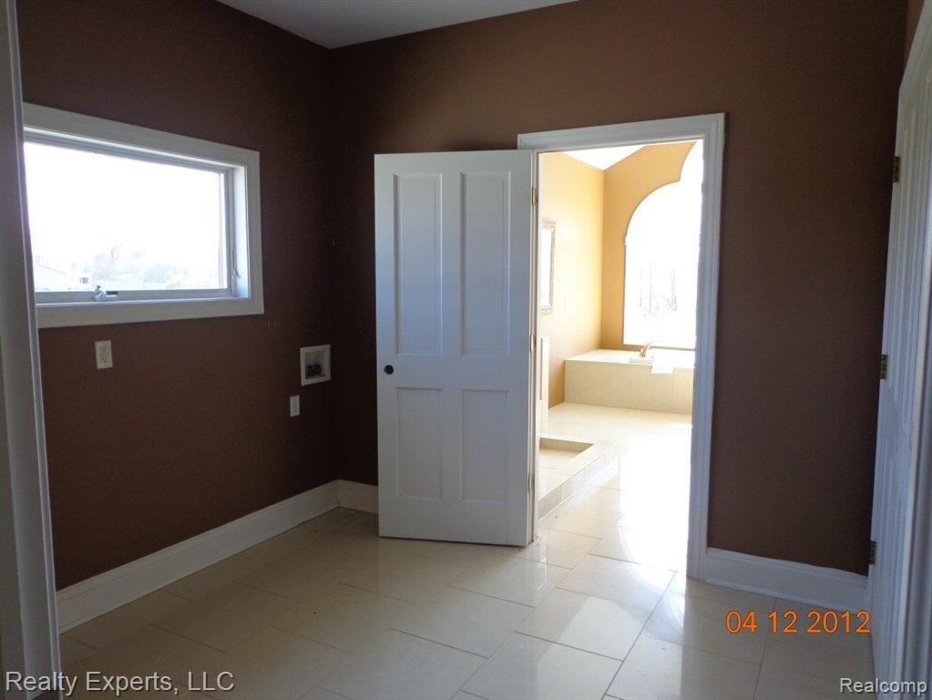 3808 Diuble Road Ann Arbor, MI 48103 - Photo 13 of 25 laundry rm
