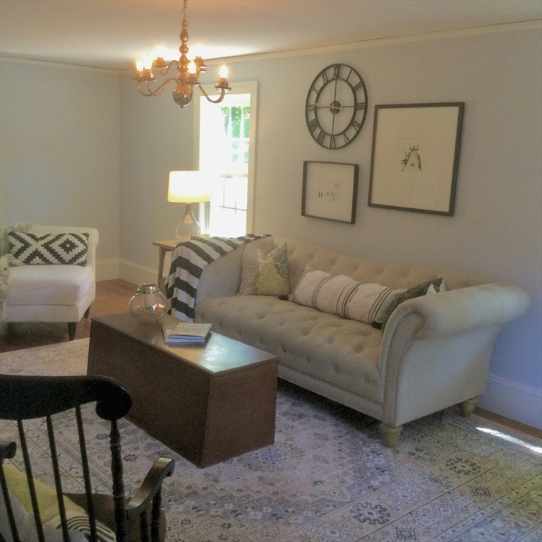 114 Chestnut Street Andover, MA 01810 - Photo 8 of 42