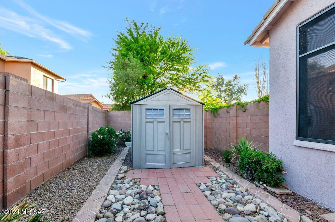 9140 East Sunset Post Road Tucson, AZ 85749 - Photo 29 of 37
