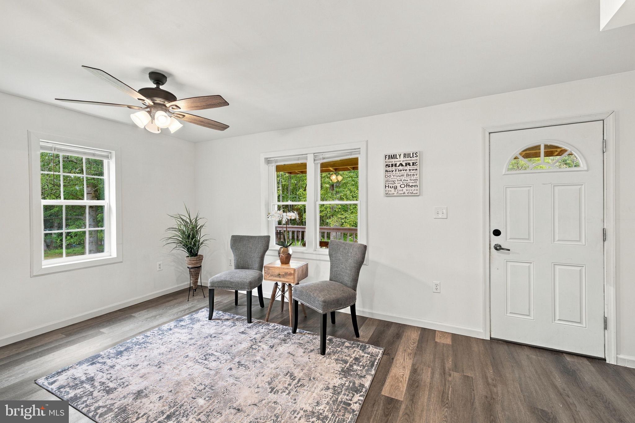 2817 Mountain View Road Stafford, VA 22556 - Photo 7 of 41 Gallery Image 7