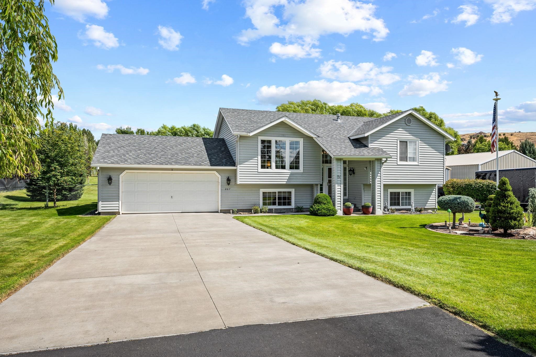 207 South Henry Road Greenacres, WA 99016 - Photo 1 of 50 Gallery Image 1