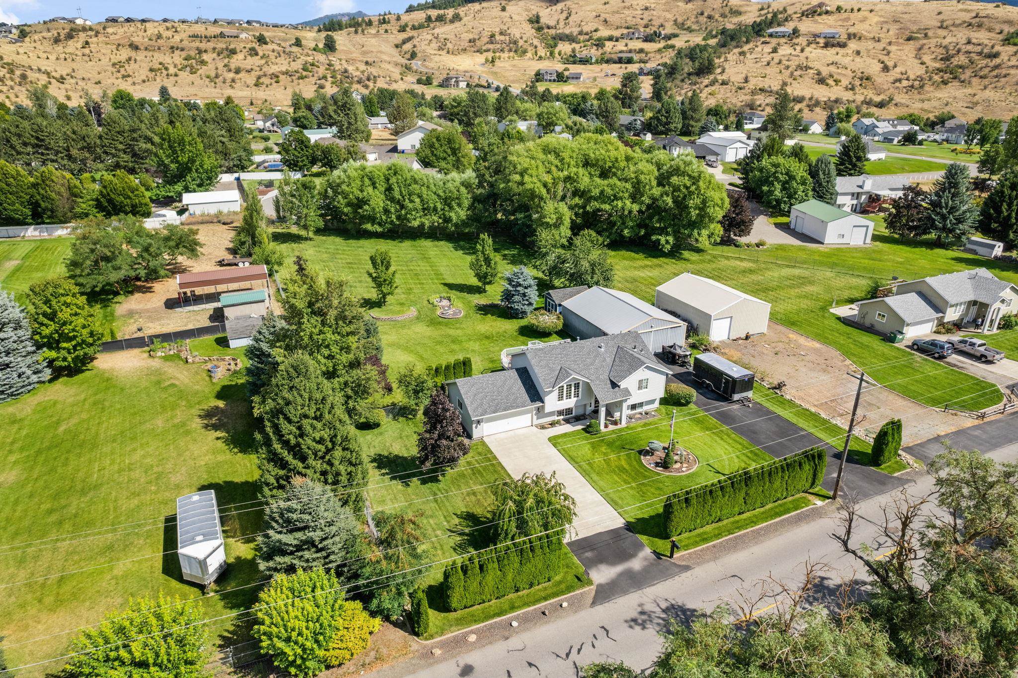 207 South Henry Road Greenacres, WA 99016 - Photo 44 of 50 Gallery Image 44