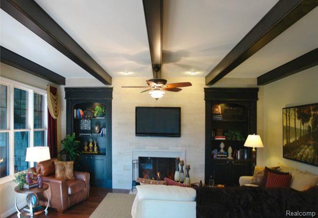 1653 Traceky Drive Rochester, MI 48306 - Photo 4 of 18 Family Room.jpg