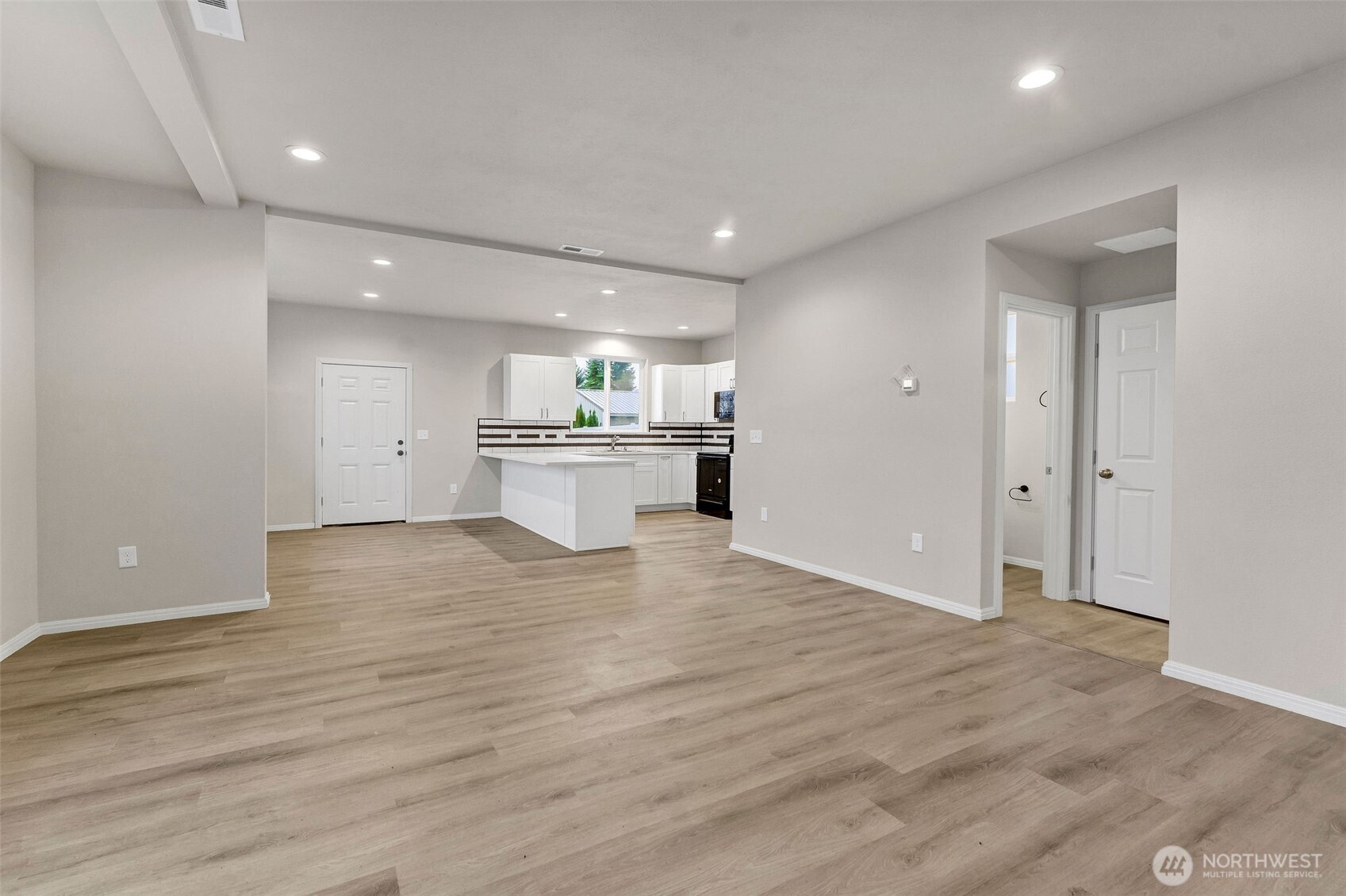 4303 North Torrez Lane Spokane, WA 99212 - Photo 9 of 39