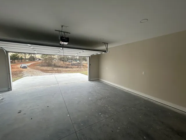 $525,000 | 50 Aedc Lakeview Road, Estill Springs, TN 37330