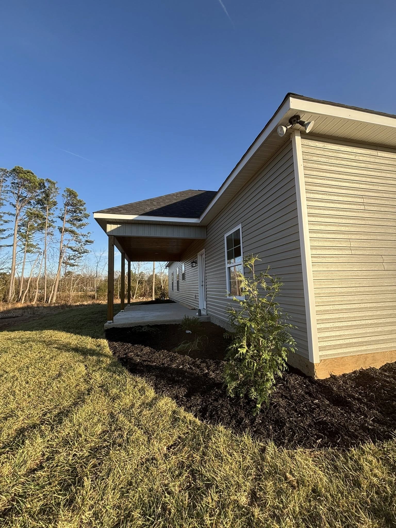 50 Aedc Lakeview Road Estill Springs, TN 37330 - Photo 5 of 25 a front view of a house with a yard