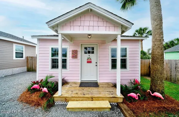 $1,300 | 1420 Beck Avenue, Unit A, Panama City, FL 32401