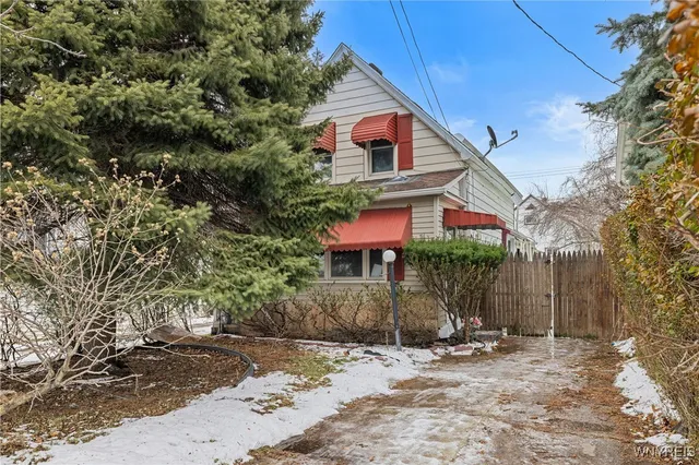 $89,915 | 15 Glenn Street, Buffalo, NY 14206