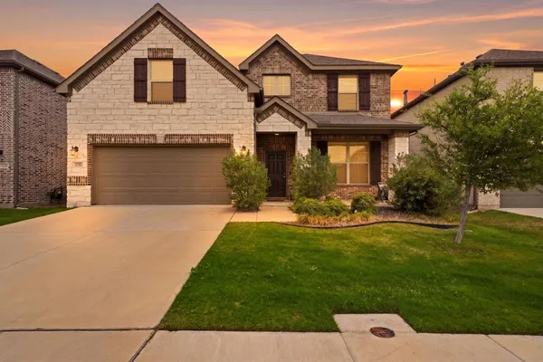 $464,900 | 11724 Toppell Trail, Fort Worth, TX 76052