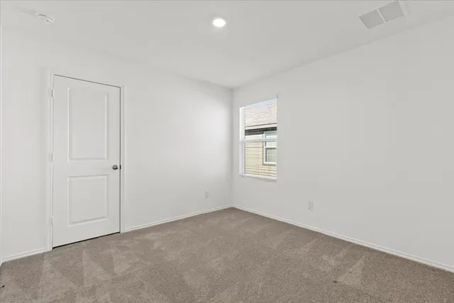 $1,600 | 210 Chapel Beck Drive, Kyle, TX 78640