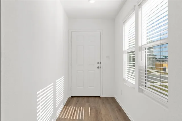 $1,600 | 210 Chapel Beck Drive, Kyle, TX 78640