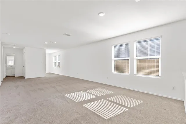 $1,600 | 210 Chapel Beck Drive, Kyle, TX 78640