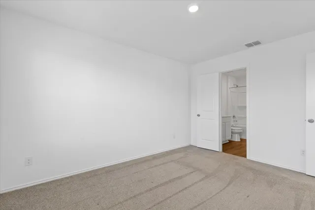 $1,600 | 210 Chapel Beck Drive, Kyle, TX 78640