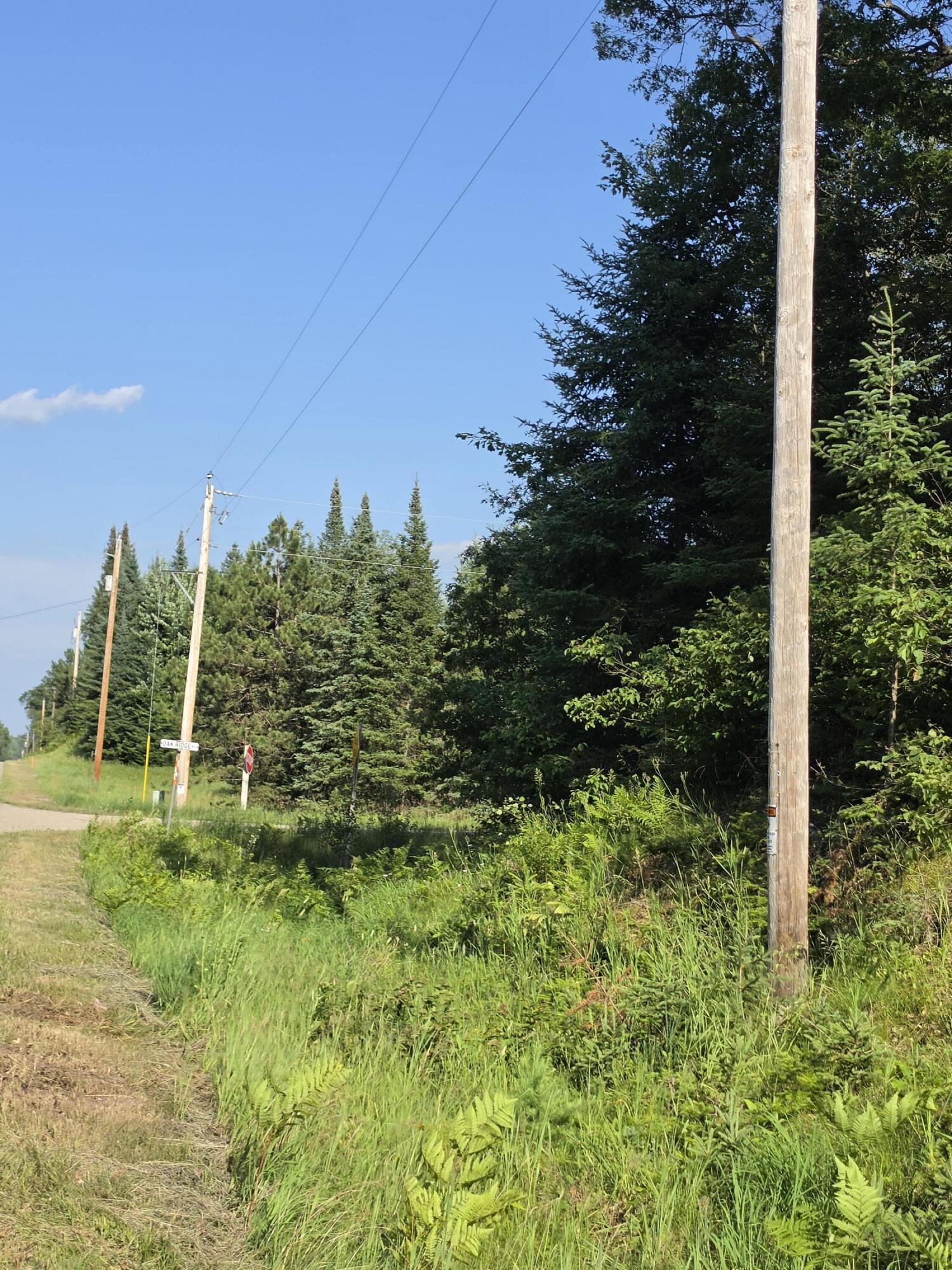 4.62-acres Oak Ridge Road Amberg, WI 54102 - Photo 2 of 7 095a0305-3de2-49c4-8e6b-56ba677fc181-1_a