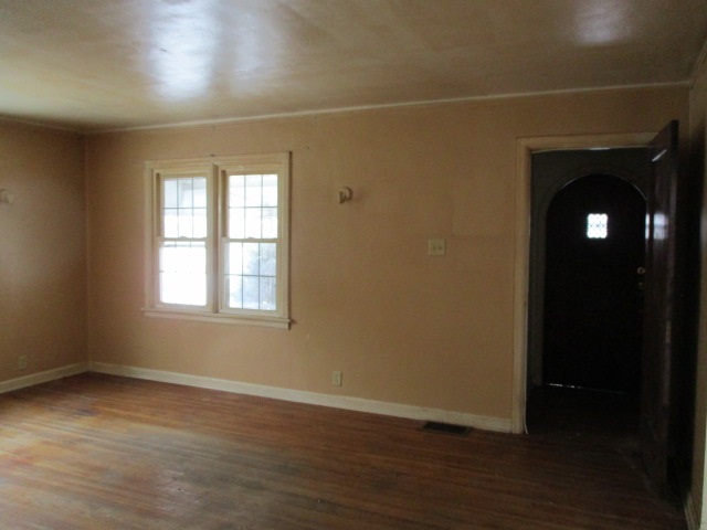 4753 South New Columbus Road Anderson, IN 46013 - Photo 5 of 7 Gallery Image 5