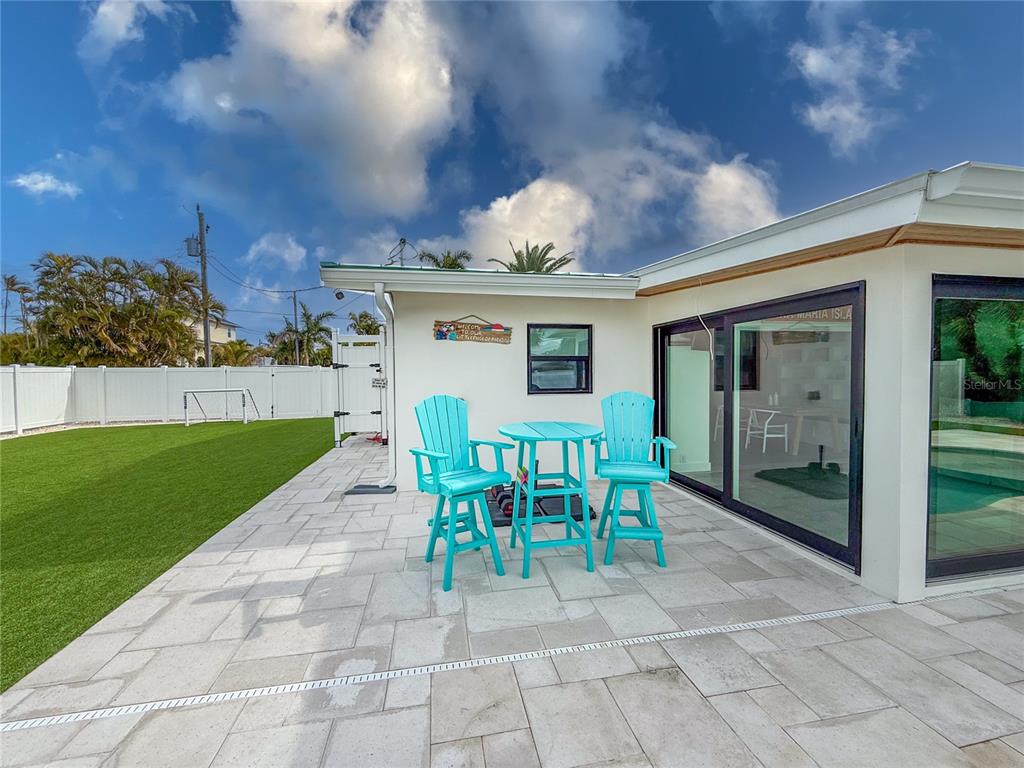 208 84th Street Holmes Beach, FL 34217 - Photo 38 of 44