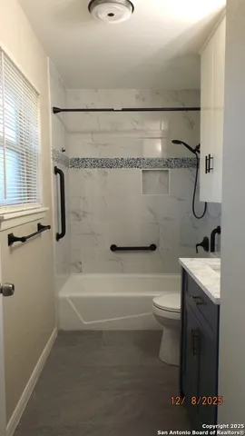 a close view of sink and tap