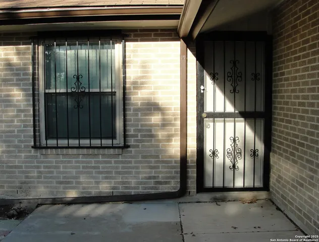 $310,000 | 1203 Viewridge Drive, San Antonio, TX 78213