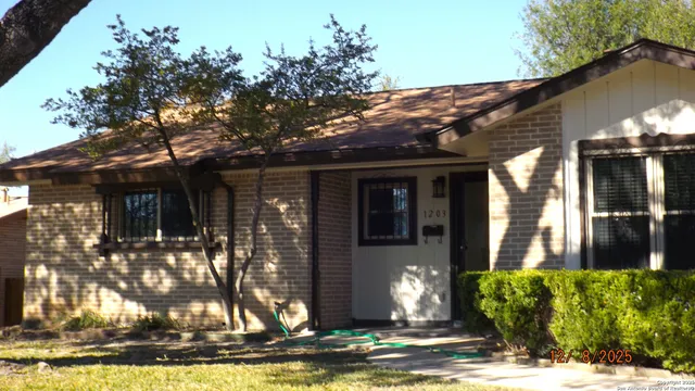 a front view of house with yard