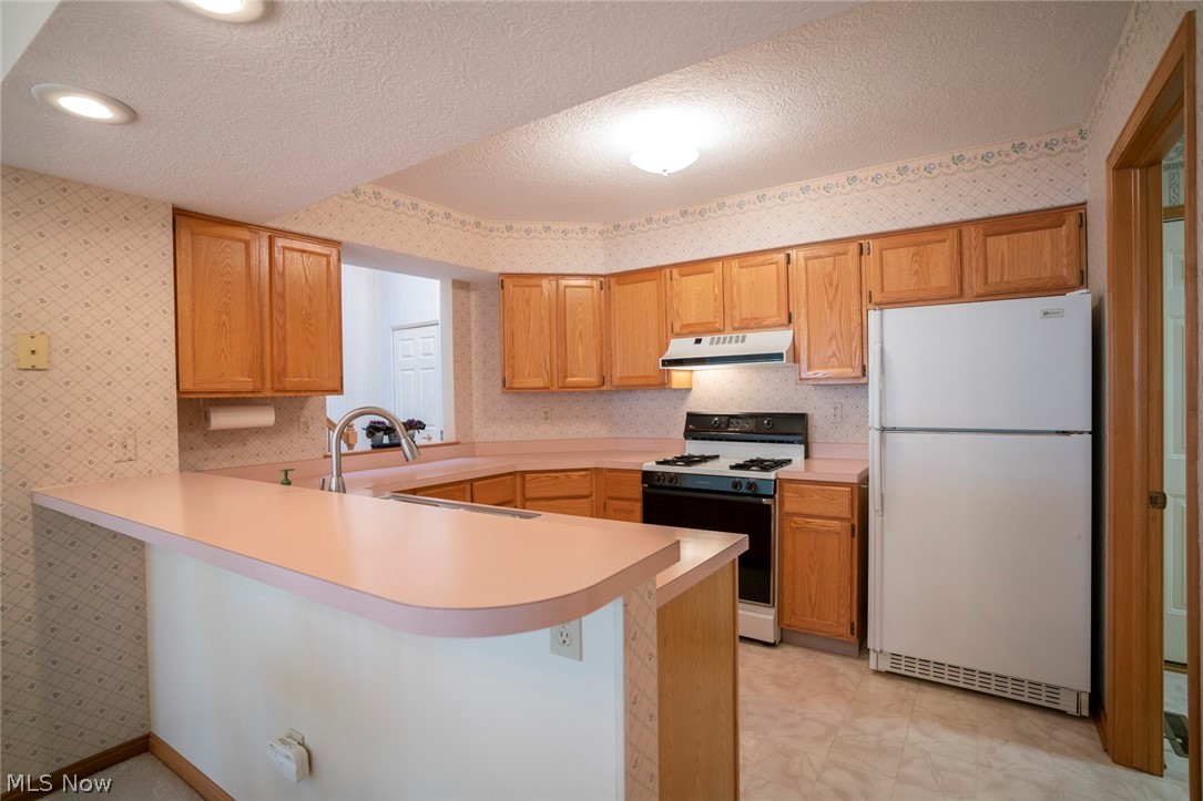 2230 Abbey Road Akron, OH 44312 - Photo 6 of 35 Gallery Image 6