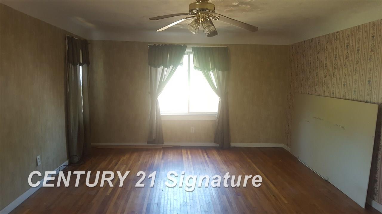 5036 North Webster Road Flint, MI 48504 - Photo 2 of 18