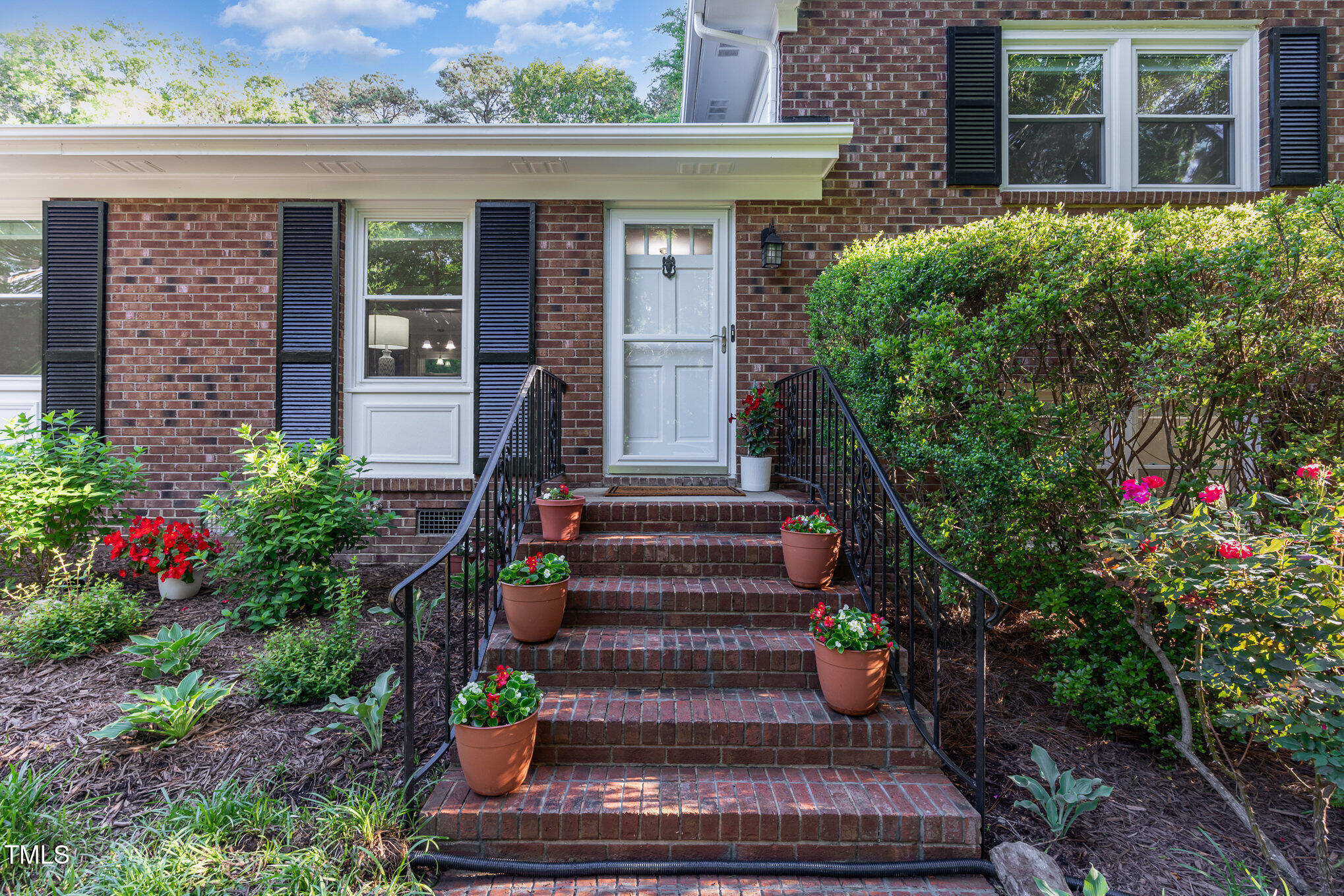 241 East Cornwall Road Cary, NC 27511 - Photo 4 of 28 dsc00008-edit_624