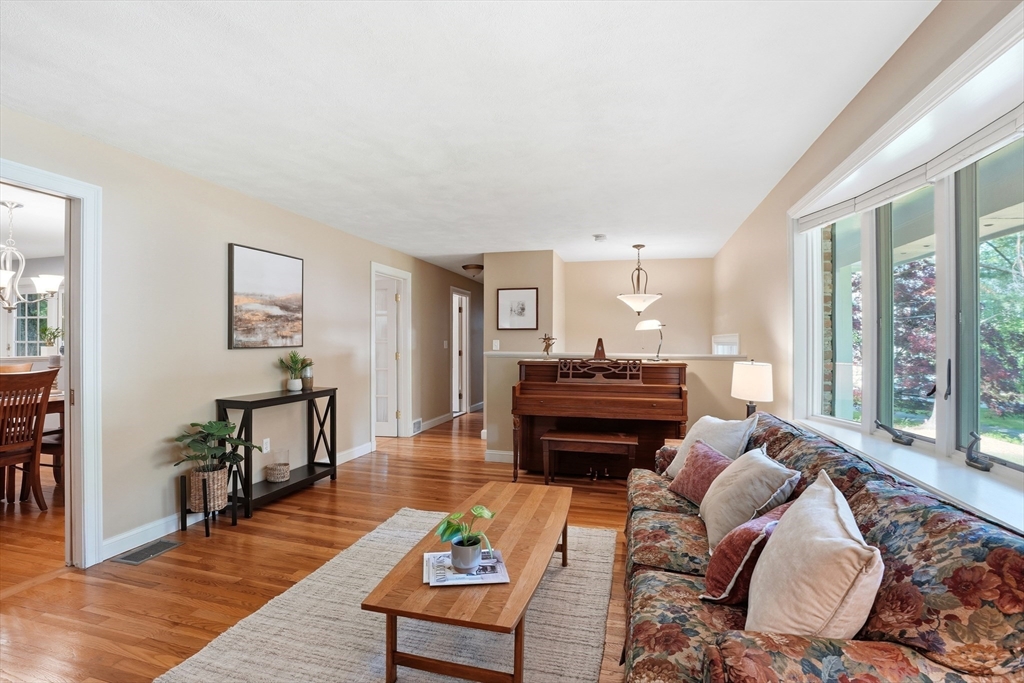 22 Longmeadow Drive Canton, MA 02021 - Photo 13 of 42