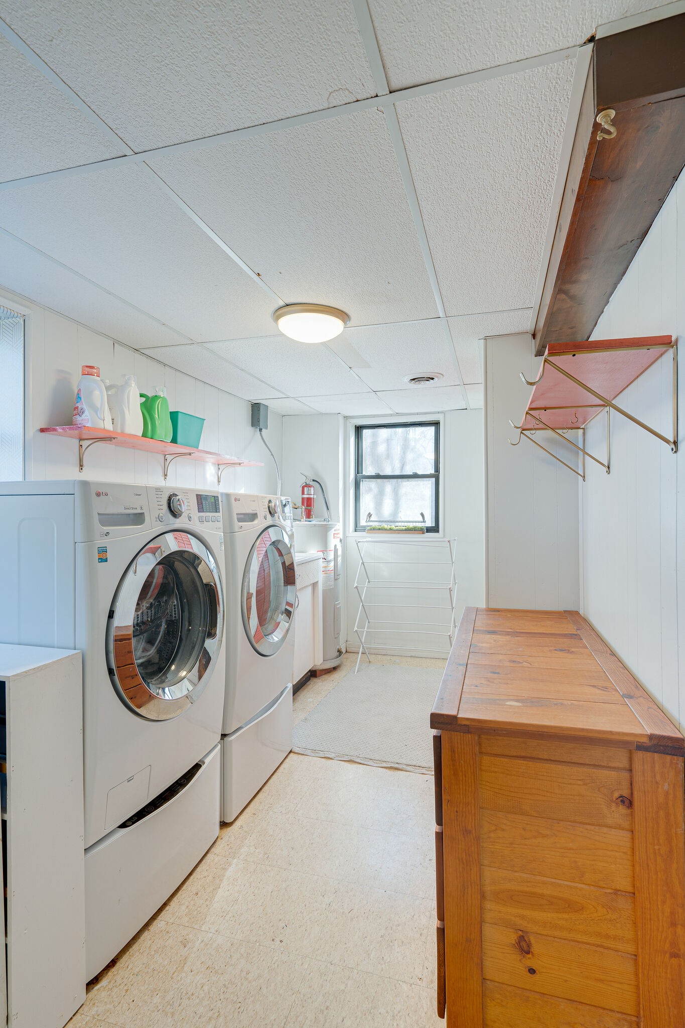 919 Mitchell Road Nashville, TN 37206 - Photo 18 of 26 a utility room with dryer and washer