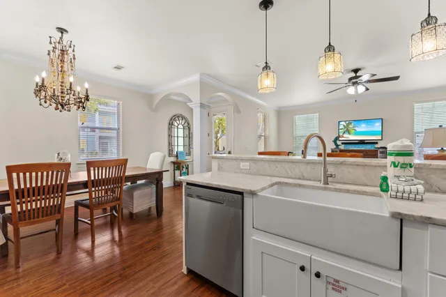 $3,200 | 4555 Grand Key Loop West, Destin, FL 32541