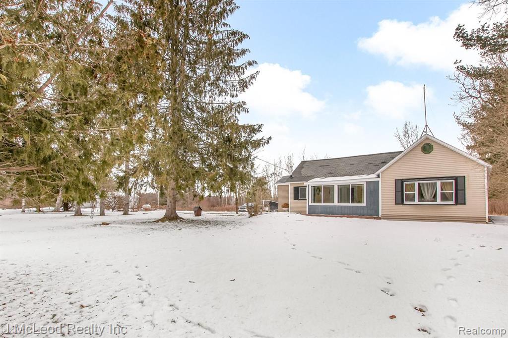 3850 Waltan Road Vassar, MI 48768 - Photo 4 of 54