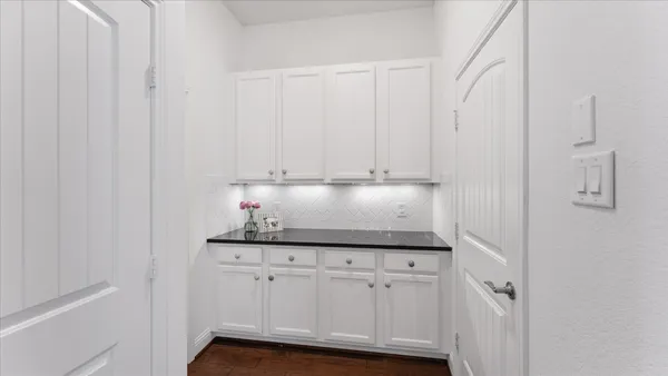 $5,950 | 14 Whispering Thicket Place, Tomball, TX 77375
