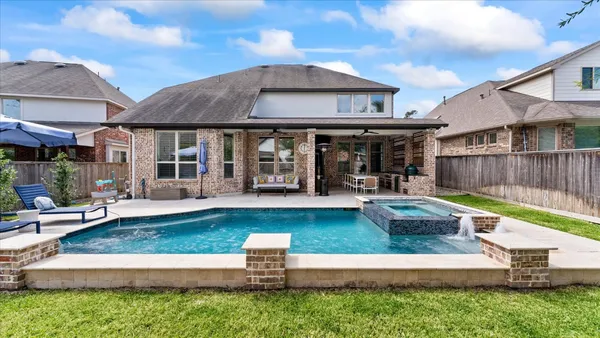 $5,950 | 14 Whispering Thicket Place, Tomball, TX 77375